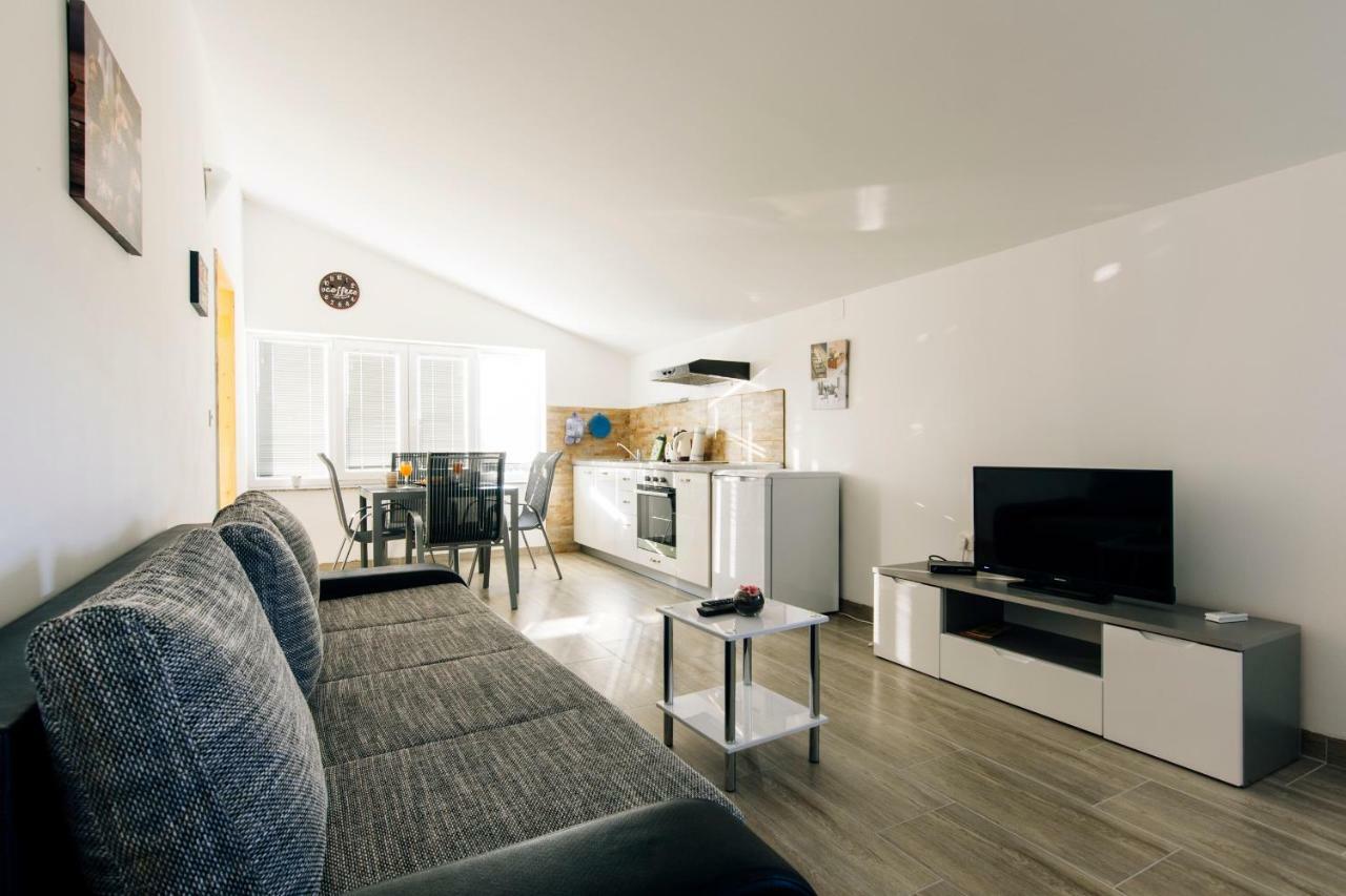 Apartments Luce ซาดาร์ ภายนอก รูปภาพ