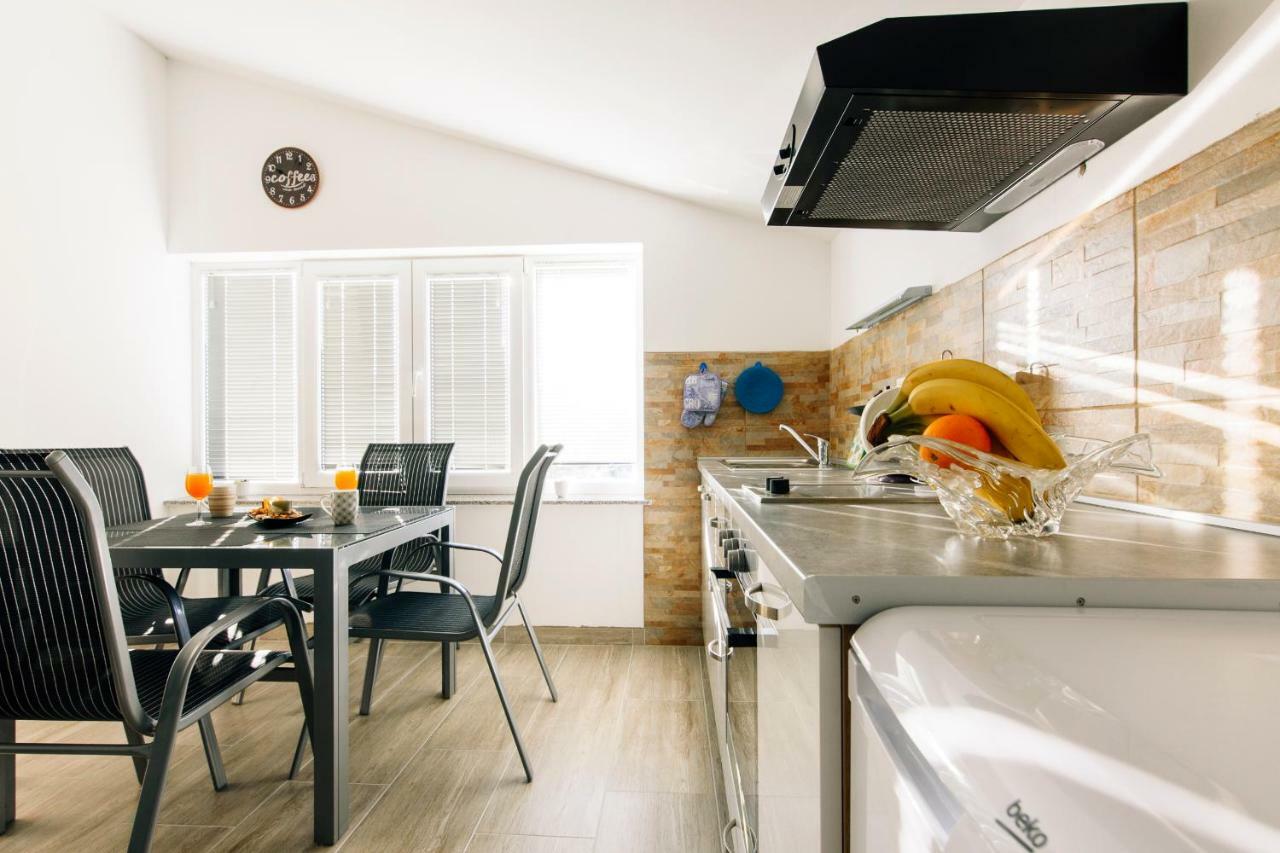 Apartments Luce ซาดาร์ ภายนอก รูปภาพ