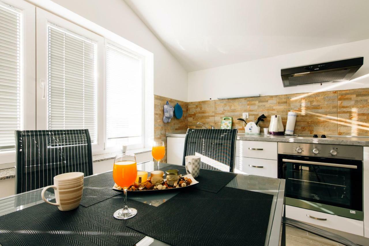 Apartments Luce ซาดาร์ ภายนอก รูปภาพ